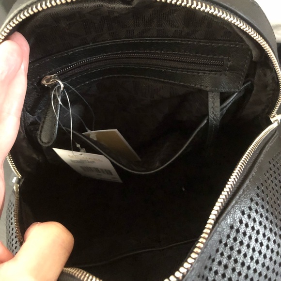 Michael Kors rhea zip perforated leather black - Picture 8 of 16